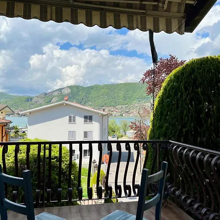 Aria Di パラーティコ